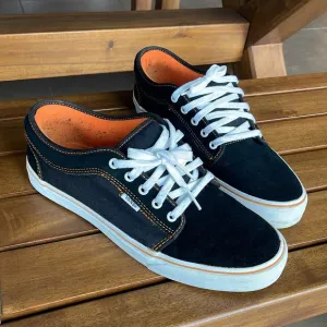 Like New Vans Chukka Low Shoes