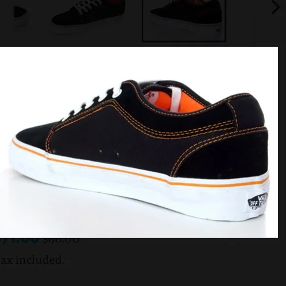 Like New Vans Chukka Low Shoes