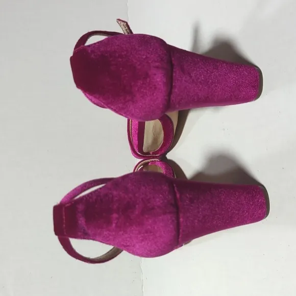 Lily Pulitzer Women's Amber Lynn Blackberry Velvet Block Heel Sandals Size 8.5