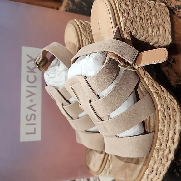 Lisa &amp; Vicky Just -V Tan Carmel Strappy Suede Platform Women Size 8