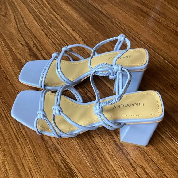Lisa Vicky 3” Block heel with straps