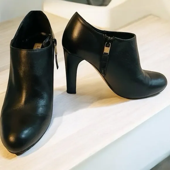 L.K BENNETT LONDON Black Leather Suede Booties Shoes Size 36