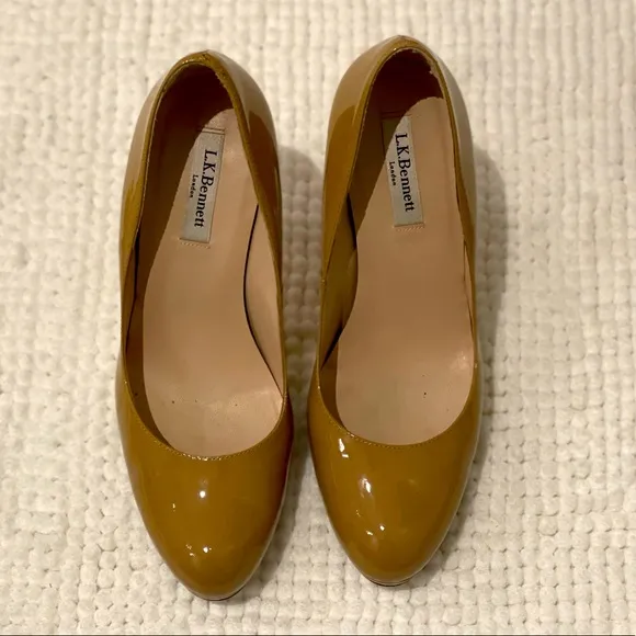 LK Bennett Sledge Beige Patent Platform Courts