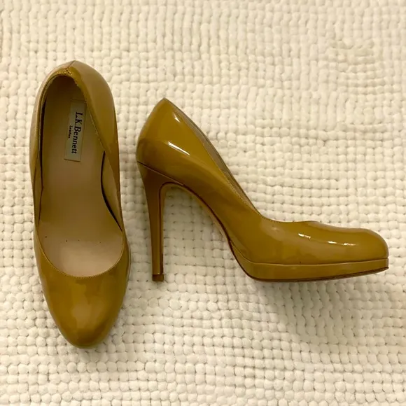 LK Bennett Sledge Beige Patent Platform Courts