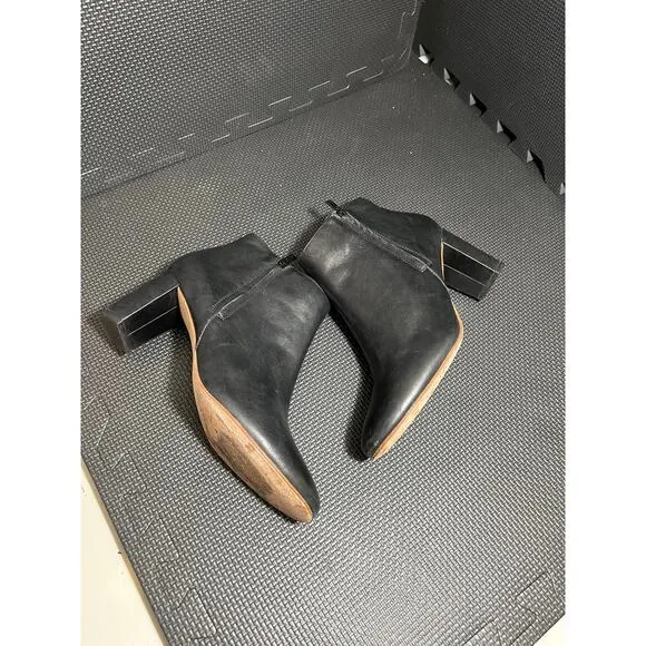 LOEFFLER RANDALL Black Smooth Leather Block Heel Ankle Boots Size 8.5‎