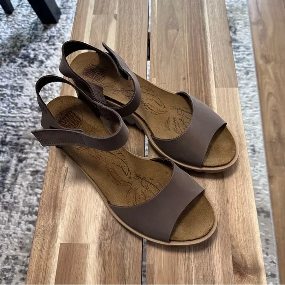 Loints of Holland Baarlo Leather Wedge Heel Sandals Size 40