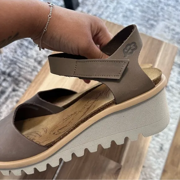 Loints of Holland Baarlo Leather Wedge Heel Sandals Size 40