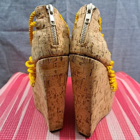 London Trash Platform Wedge Sandals Wood Women Size 5