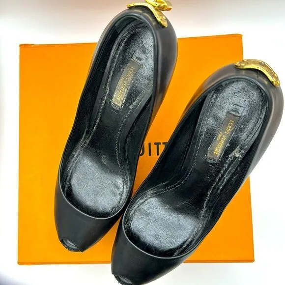 LOUIS VUITTON PATENT GOLD LOCK PLATFORM PEEP TOE PUMPS WITH BOX &amp; DUSTBAG