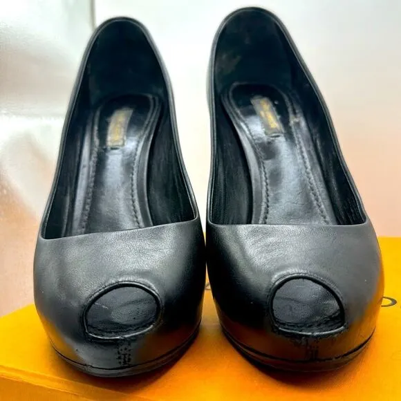 LOUIS VUITTON PATENT GOLD LOCK PLATFORM PEEP TOE PUMPS WITH BOX &amp; DUSTBAG