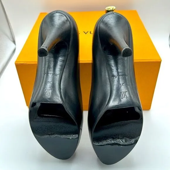 LOUIS VUITTON PATENT GOLD LOCK PLATFORM PEEP TOE PUMPS WITH BOX &amp; DUSTBAG