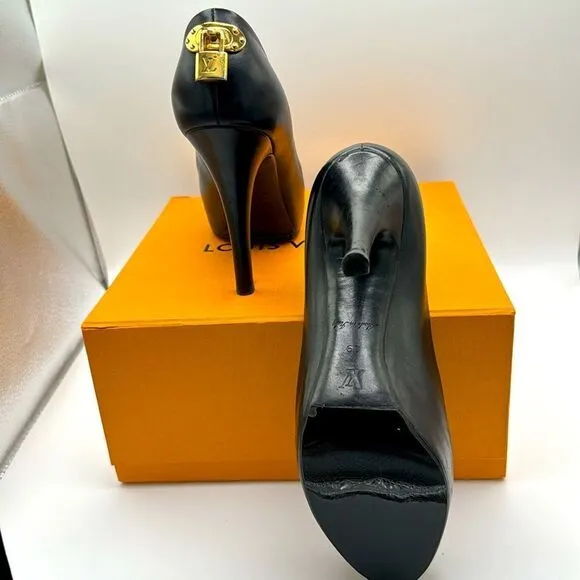 LOUIS VUITTON PATENT GOLD LOCK PLATFORM PEEP TOE PUMPS WITH BOX &amp; DUSTBAG