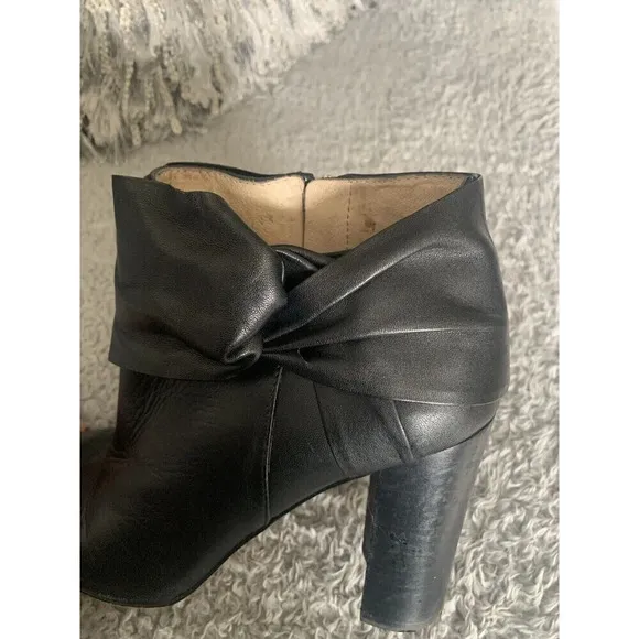 Louise Et Cie Lo-Theron Black Ankle Boots Size 8.5 Big Now Block Heel