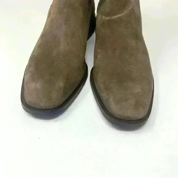 Louise Et Cie Silko Suede Block Heel Booties Tan Sz 8 soft pull-on boots