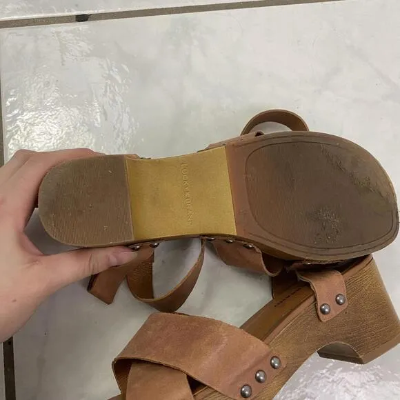 LUCKY BRAND brown leather strappy wooden heel shoes