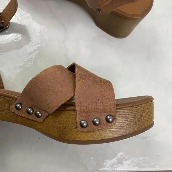 LUCKY BRAND brown leather strappy wooden heel shoes