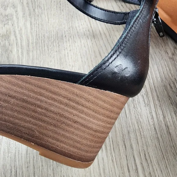 Lucky Brand Jodella Wedge Sandals Size 8