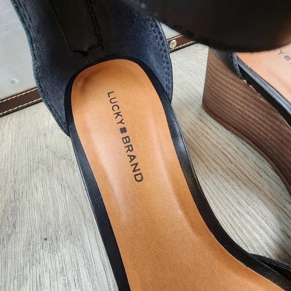 Lucky Brand Jodella Wedge Sandals Size 8