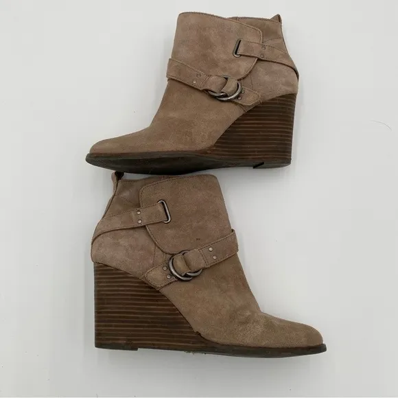Lucky Brand Leather Wedge Yerik Harness Buckle Ankle Booties Boots Shoes Size 10