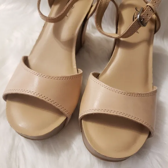 Lucky Brand Marsha Wedge Sandals Size  7.5