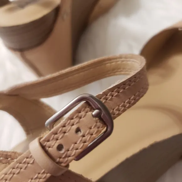 Lucky Brand Marsha Wedge Sandals Size  7.5