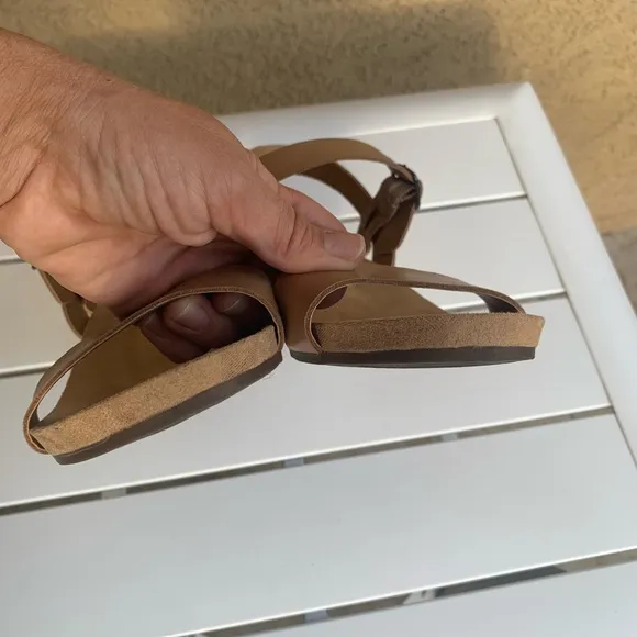 Lucky Brand nude tan leather Pagona sandals block heel size 9.5M