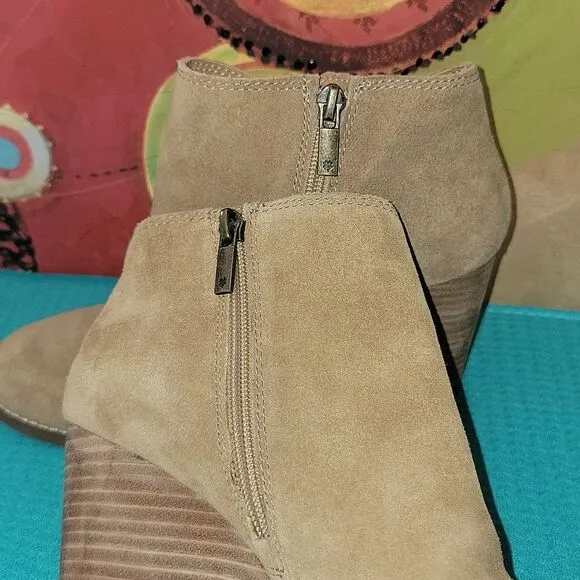 Lucky Brand Shoes Tan Leather Yakeena Side Zip Wedge Booties Shoes Size 8.5 / 39