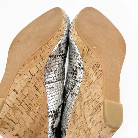 Lucy Choi London Brand New Snakeskin Peep Toe Wedge Heels, Size 40.5 (10.5)