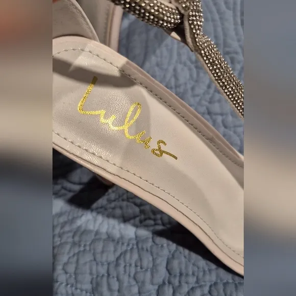 Lulu's White and Silver Women's Heels