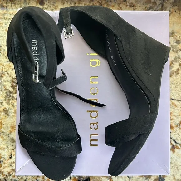 Madden Girl Black Willoow Wedge Sandals