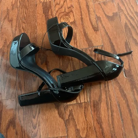 Madden Girl Omega Platform Block Heel Black Sandals