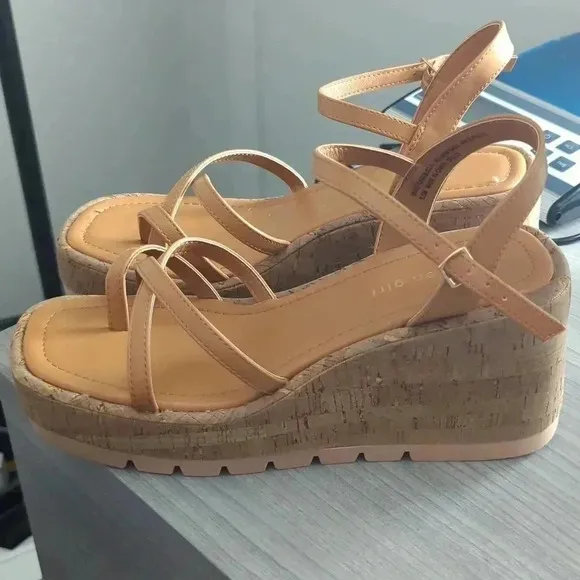 Madden Girl Vault Women's wedge sandals