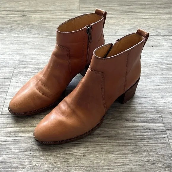 Madewell Leather Asher Boot in size 8.5
