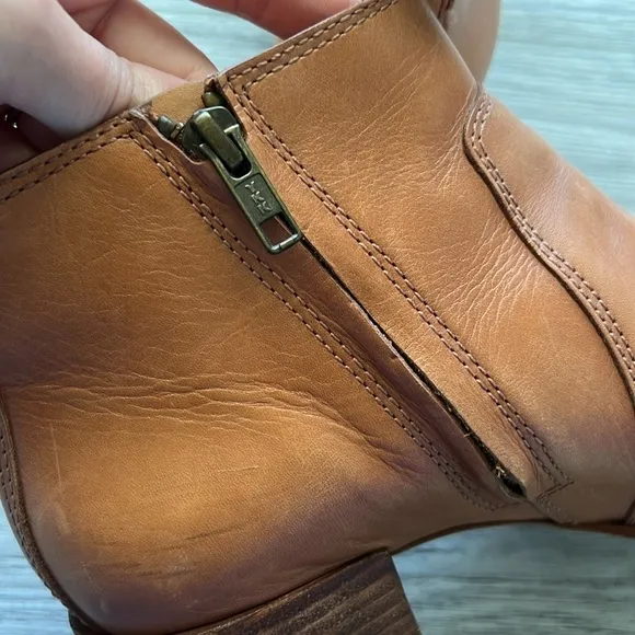 Madewell Leather Asher Boot in size 8.5