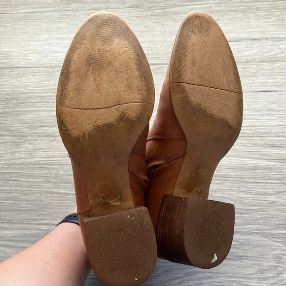 Madewell Leather Asher Boot in size 8.5