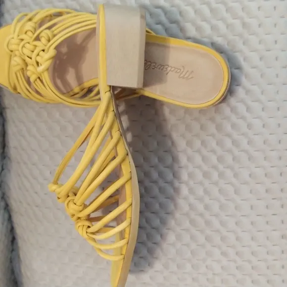 Madewell Strap Knot Slide Sandals Yellow Suede sz 9.5 NWoB