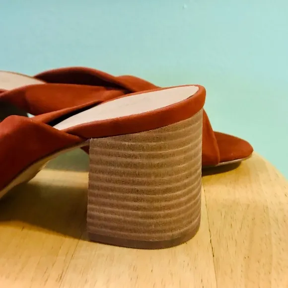Madewell “The Sari” Block Heel Sandals