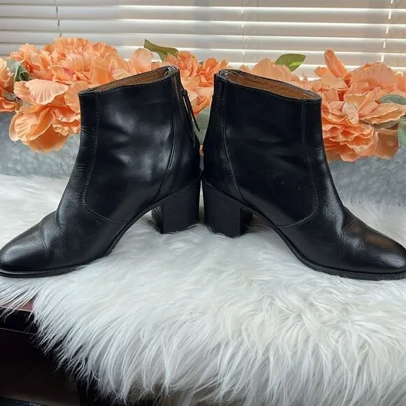 Madewell Ames Leather Ankle Bootie