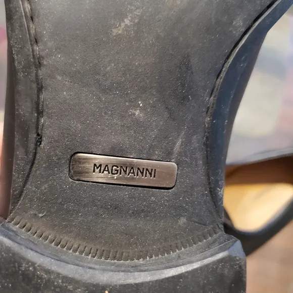 Magnanni mens shoes, Size 9 1/2 D, Asking $45.00