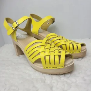 Maguba Of Sweden Women's Wooden Heel  Shoes Size 11.5 Yellow Strappy Leather