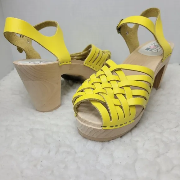 Maguba Of Sweden Women's Wooden Heel  Shoes Size 11.5 Yellow Strappy Leather