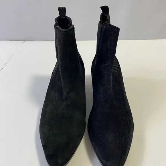 Maje Sz 37 or 6.5 Black Suede Ankle Boots Point Toe Low Heel Dual Stretch Pull