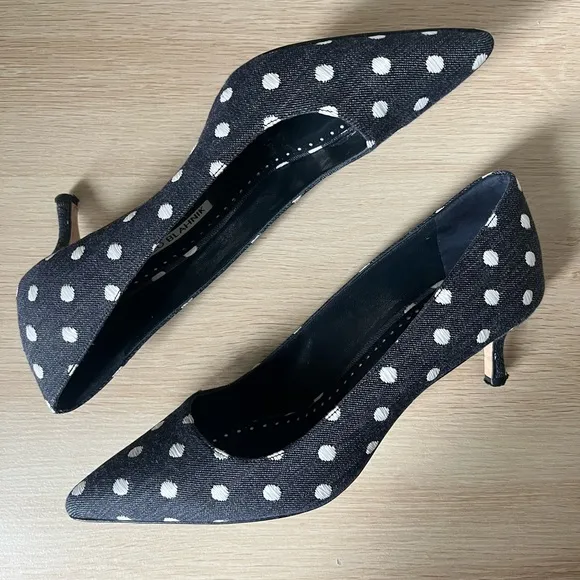 Manola Blahnik Polka Dot Denim Pumps 37/7