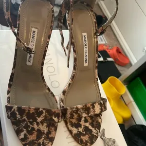 Manolo Blahnik leopard sandals 🔥🔥🔥🔥