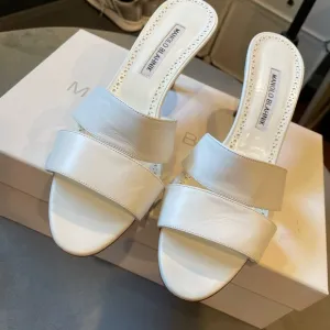 Manolo blahnik white kitten heel sandals