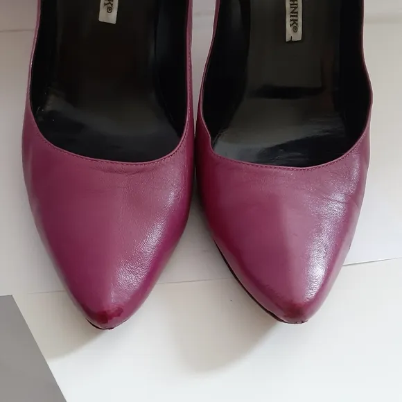 Manolo Blahnik womens heels limited edition sz 40