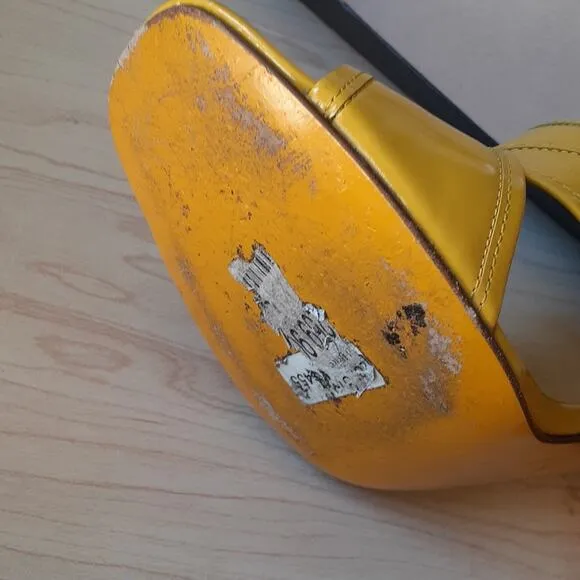 Marc by Marc Jacobs Art Deco Stripe Heels Sz 6.5 Yellow Gold Slipons Rare VNTG