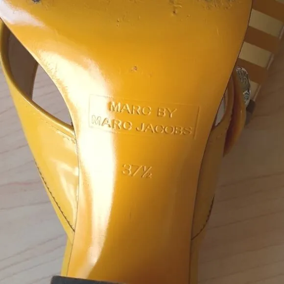 Marc by Marc Jacobs Art Deco Stripe Heels Sz 6.5 Yellow Gold Slipons Rare VNTG