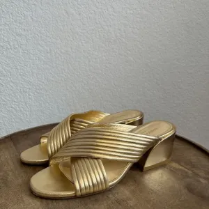 Marion Parke Soft Gold Leather Izzy Criss-Cross Block Heel Sandals Women's 37 US
