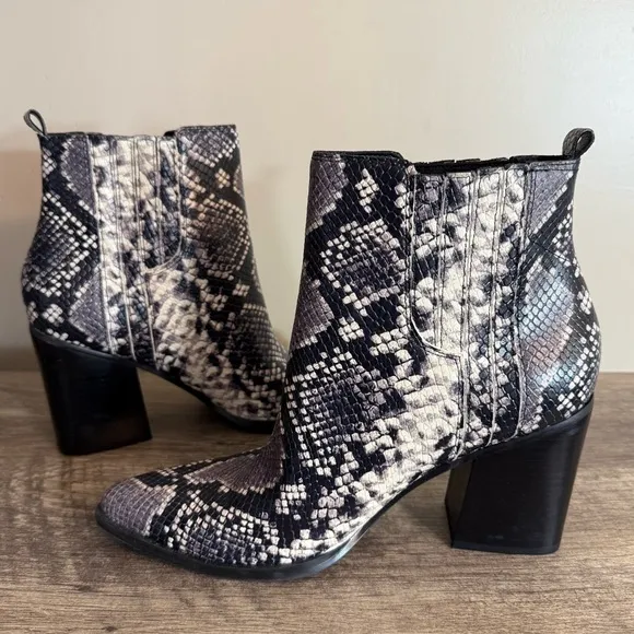 Mark Fisher Oshay Leather Boots Booties Python Snakeskin Print Sz 11 Block Heel